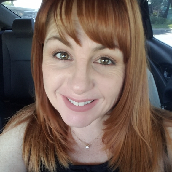 Meet your Posher, Brandy Jo๐ - Picture 1 of 3